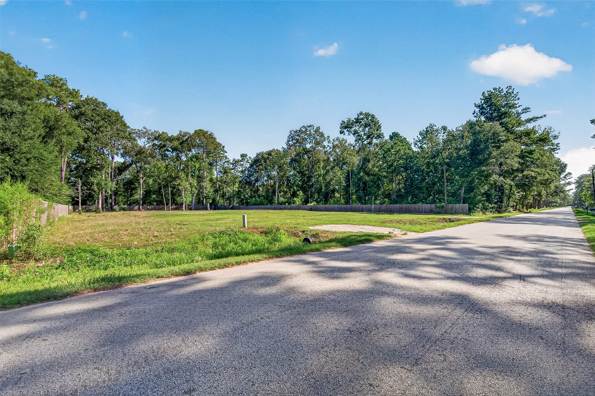 369 County Road 356, New Caney, TX 77357