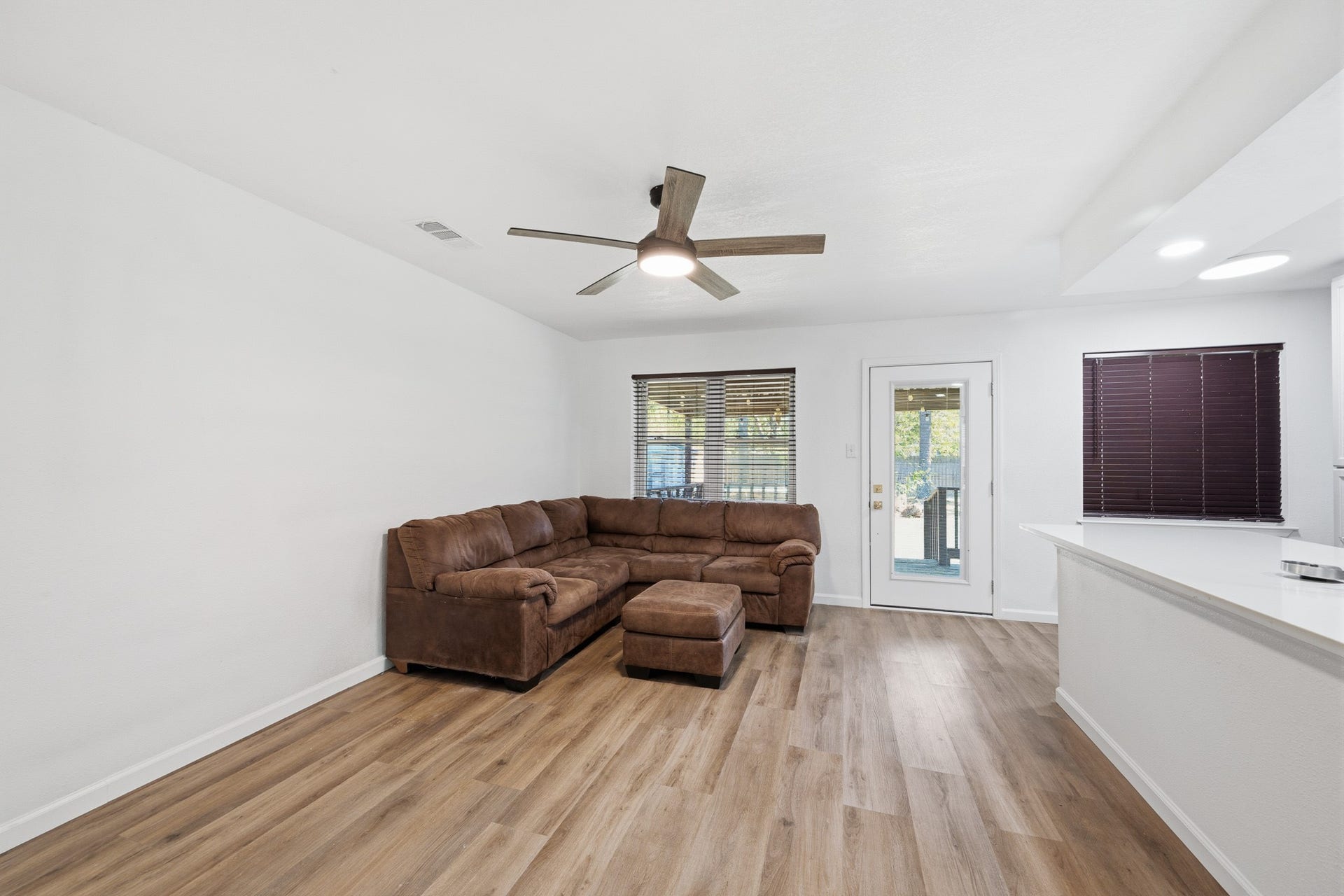 3311 Schroeder Avenue, Needville, TX 77461