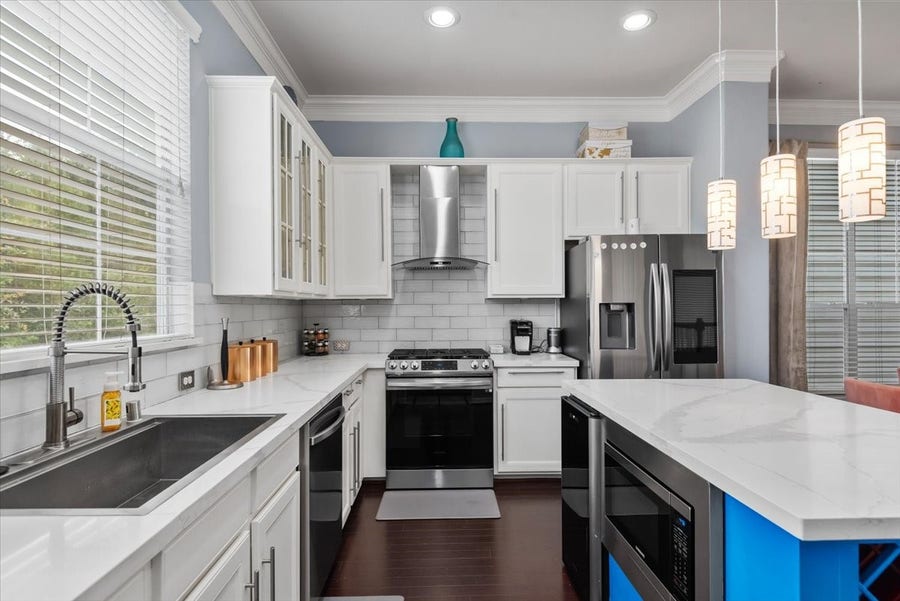 Property photo for 3103 Clearview Circle, Houston, TX