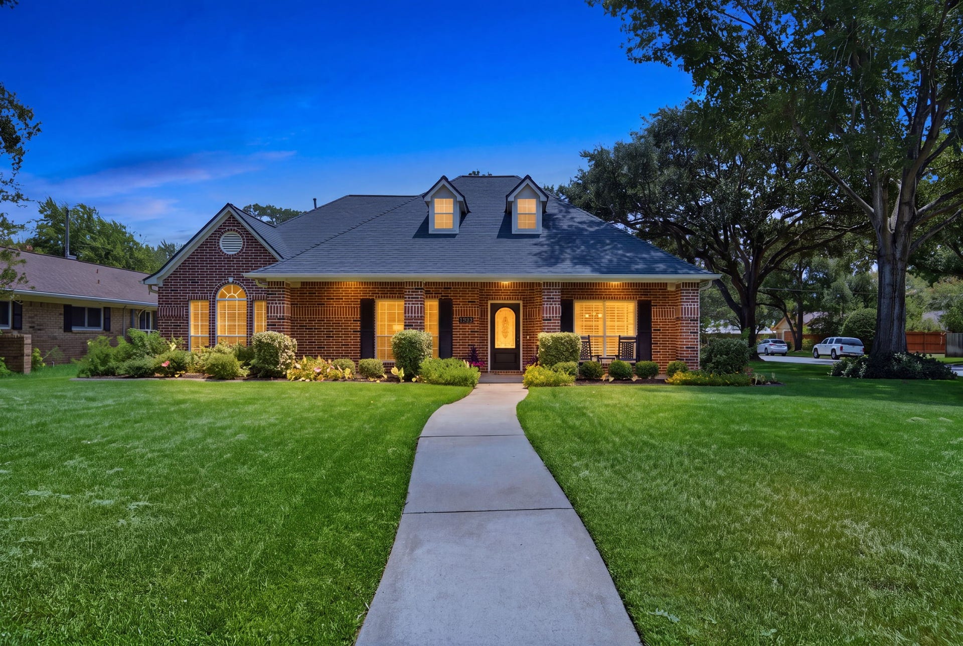 1002 Carnation Street, Katy, TX 77493 Welcome home to this beautiful home in sought after Old Katy.