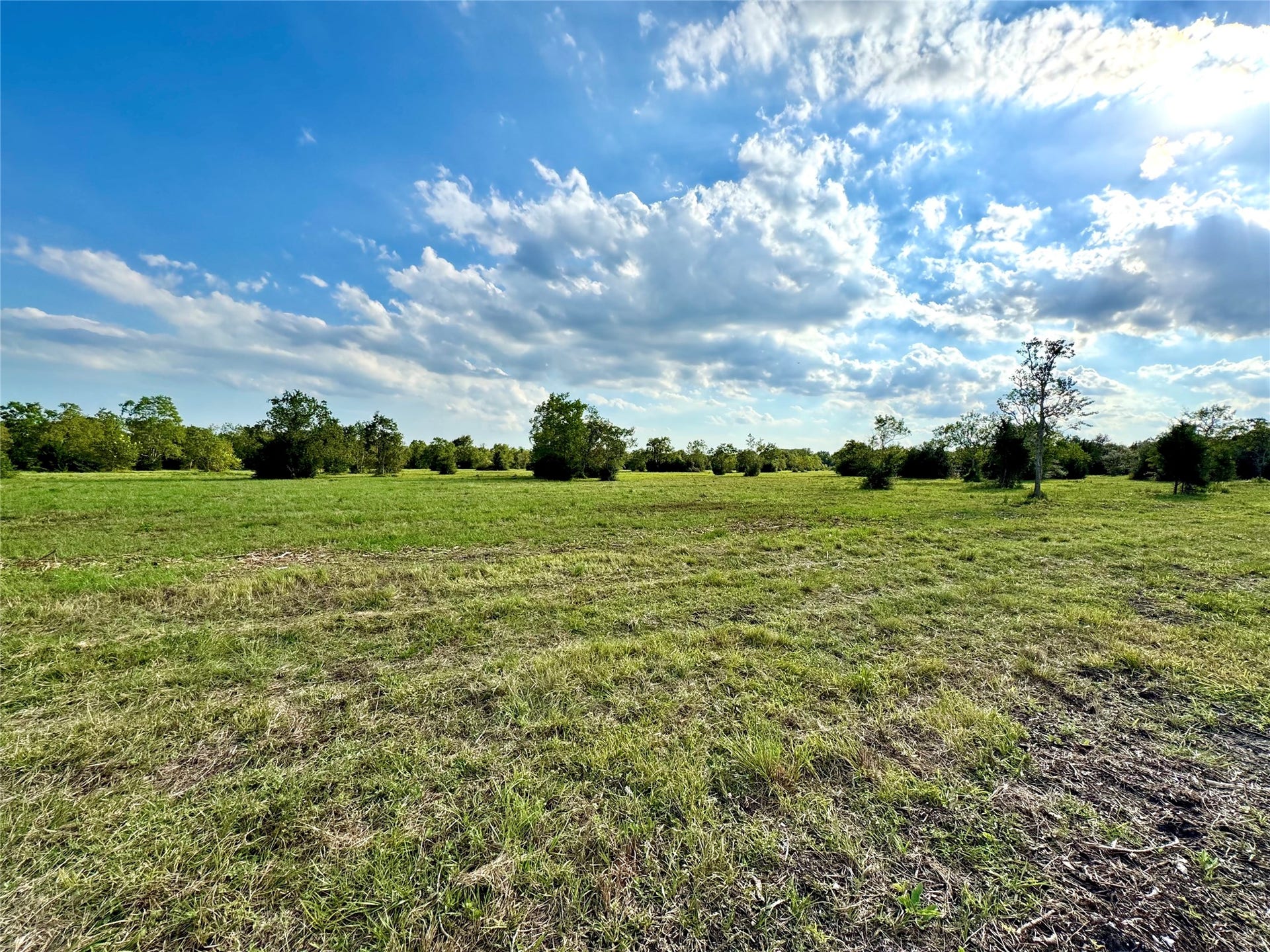 11945 7TH ST, Santa Fe, TX 77510 11945 7TH ST, Santa Fe, TX 77510