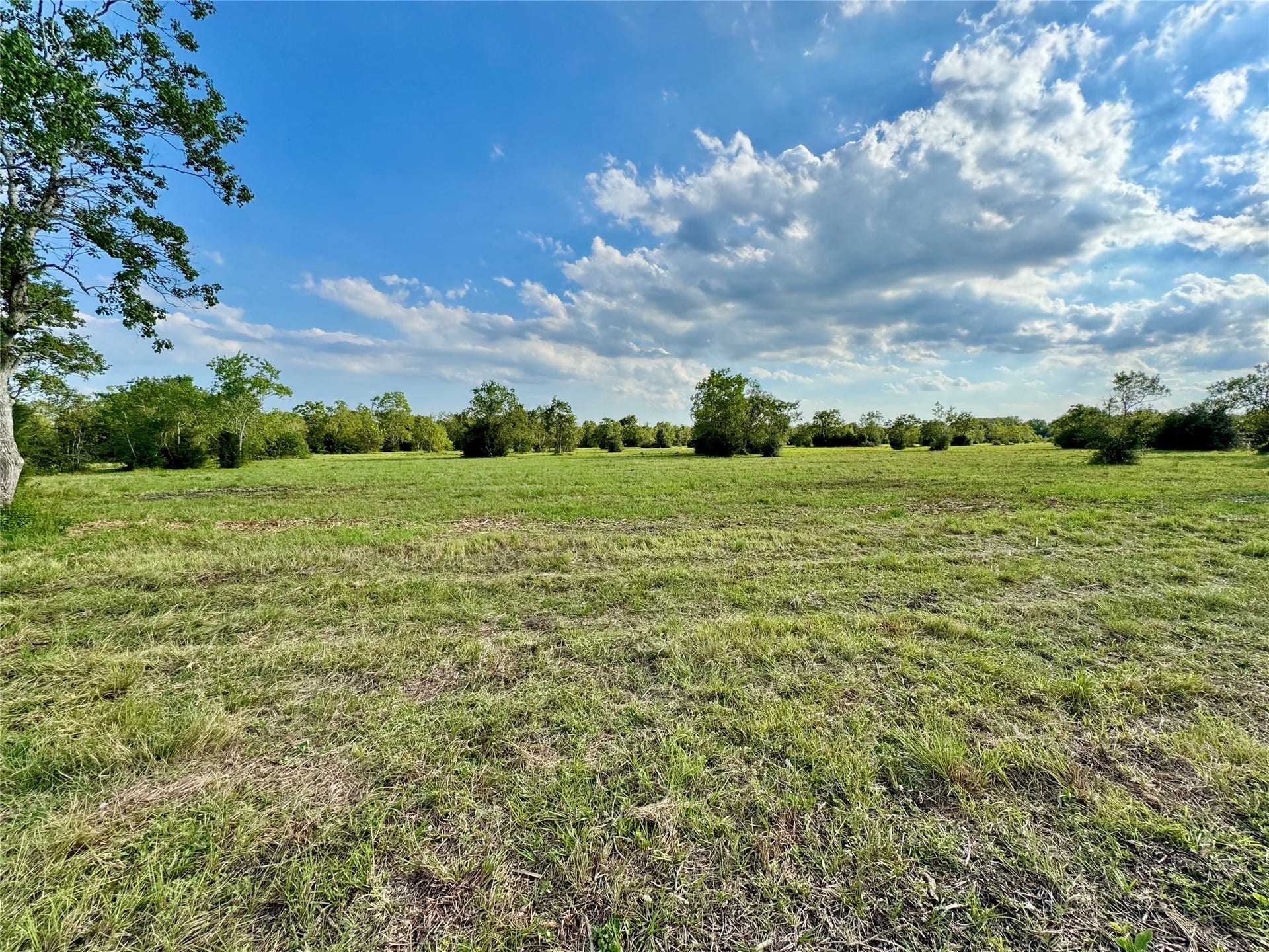 11945 7TH ST, Santa Fe, TX 77510 11945 7TH ST, Santa Fe, TX 77510