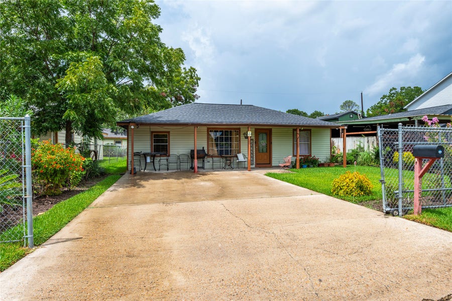 Property photo for 4937 Bataan Road, Houston, TX