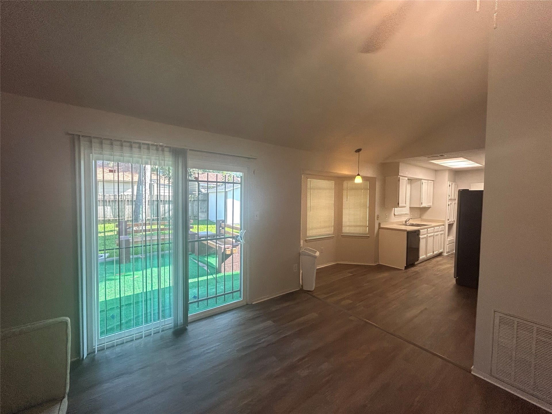 1611 Mosher Lane, Houston, TX 77088 1611 Mosher Lane, Houston, TX 77088