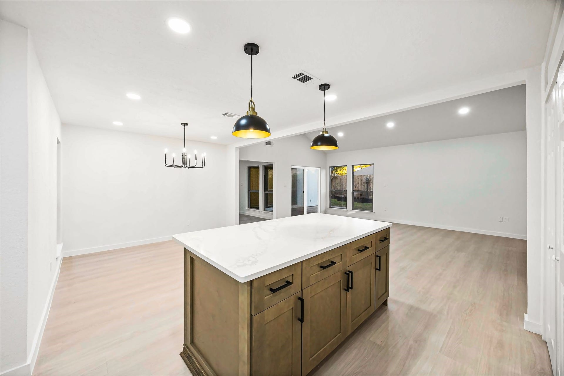 15747 Boulder Oaks Drive, Houston, TX 77084 15747 Boulder Oaks Drive, Houston, TX 77084