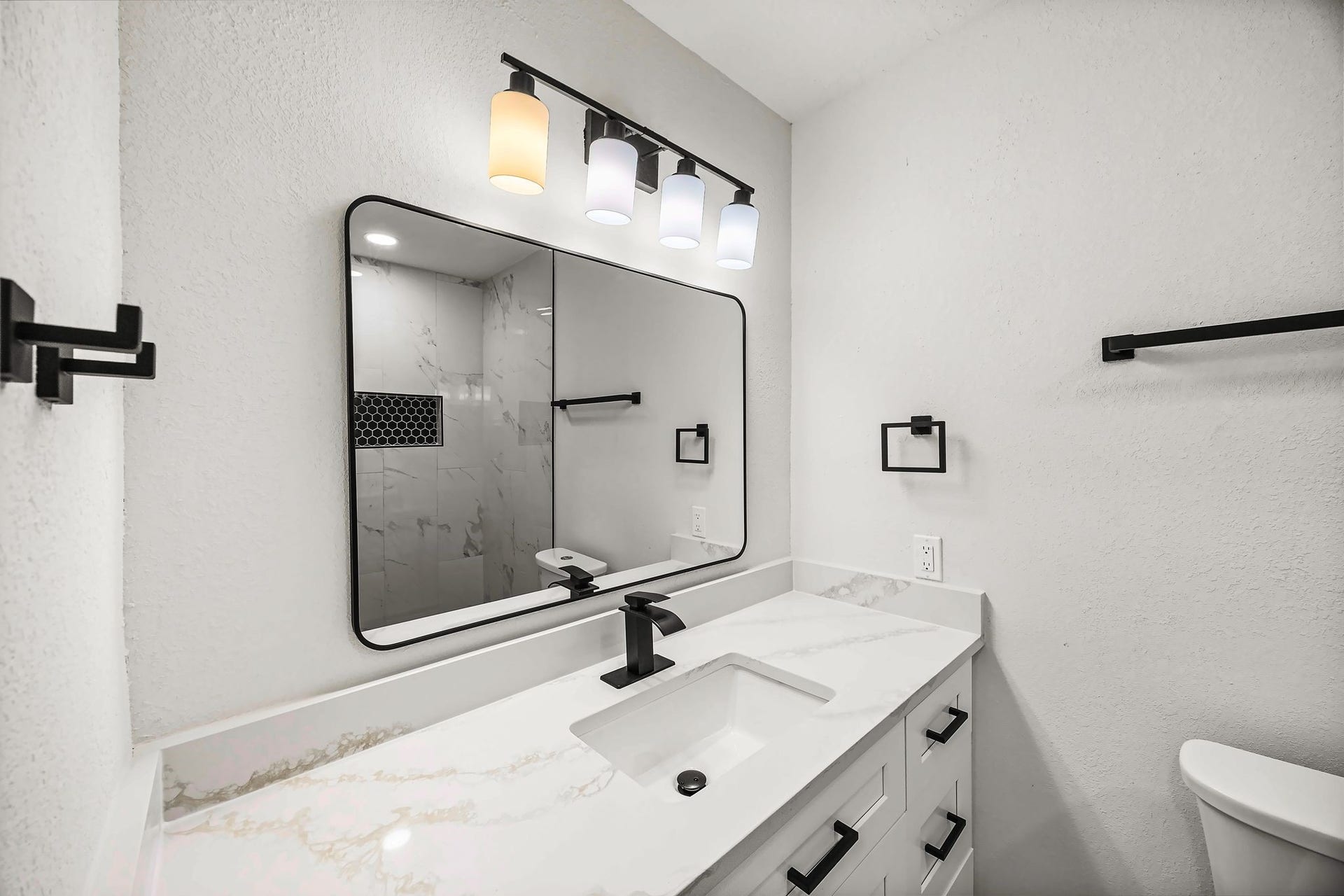 15747 Boulder Oaks Drive, Houston, TX 77084 15747 Boulder Oaks Drive, Houston, TX 77084