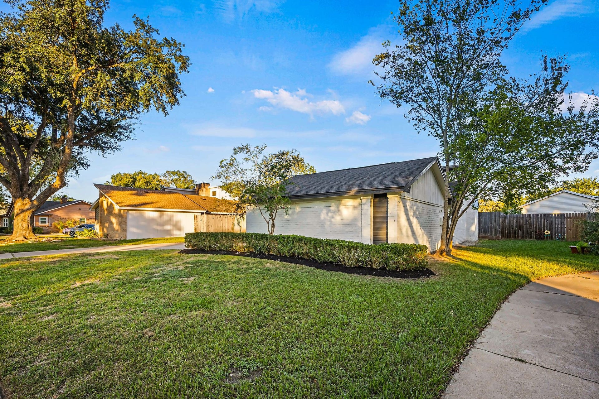 15747 Boulder Oaks Drive, Houston, TX 77084 15747 Boulder Oaks Drive, Houston, TX 77084
