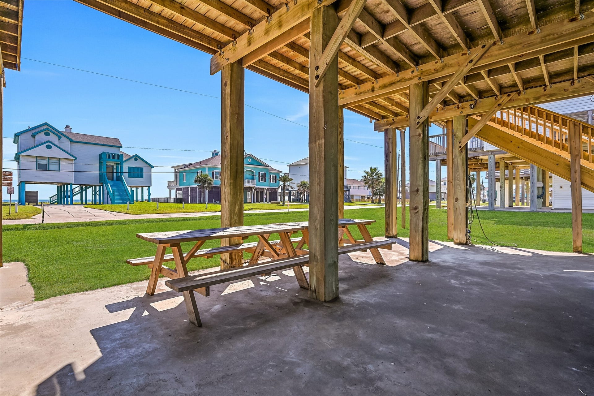 17620 Glei, Galveston, TX 77554 The covered ground-level area is perfect for entertaining, featuring an outdoor shower, picnic area, and convenient storage closet for keeping all your beach essentials organized.