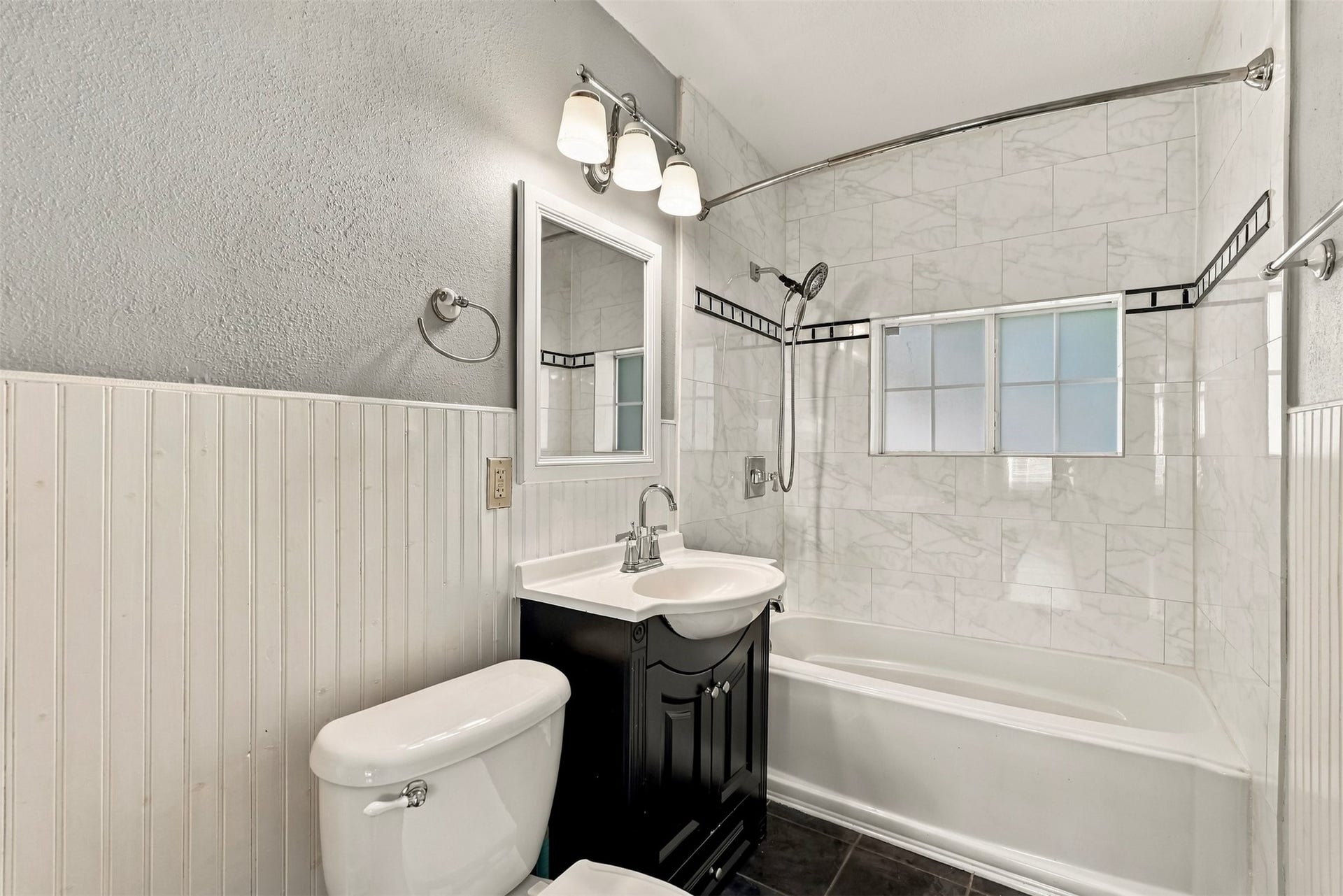 1006 Robbie Street, Houston, TX 77009