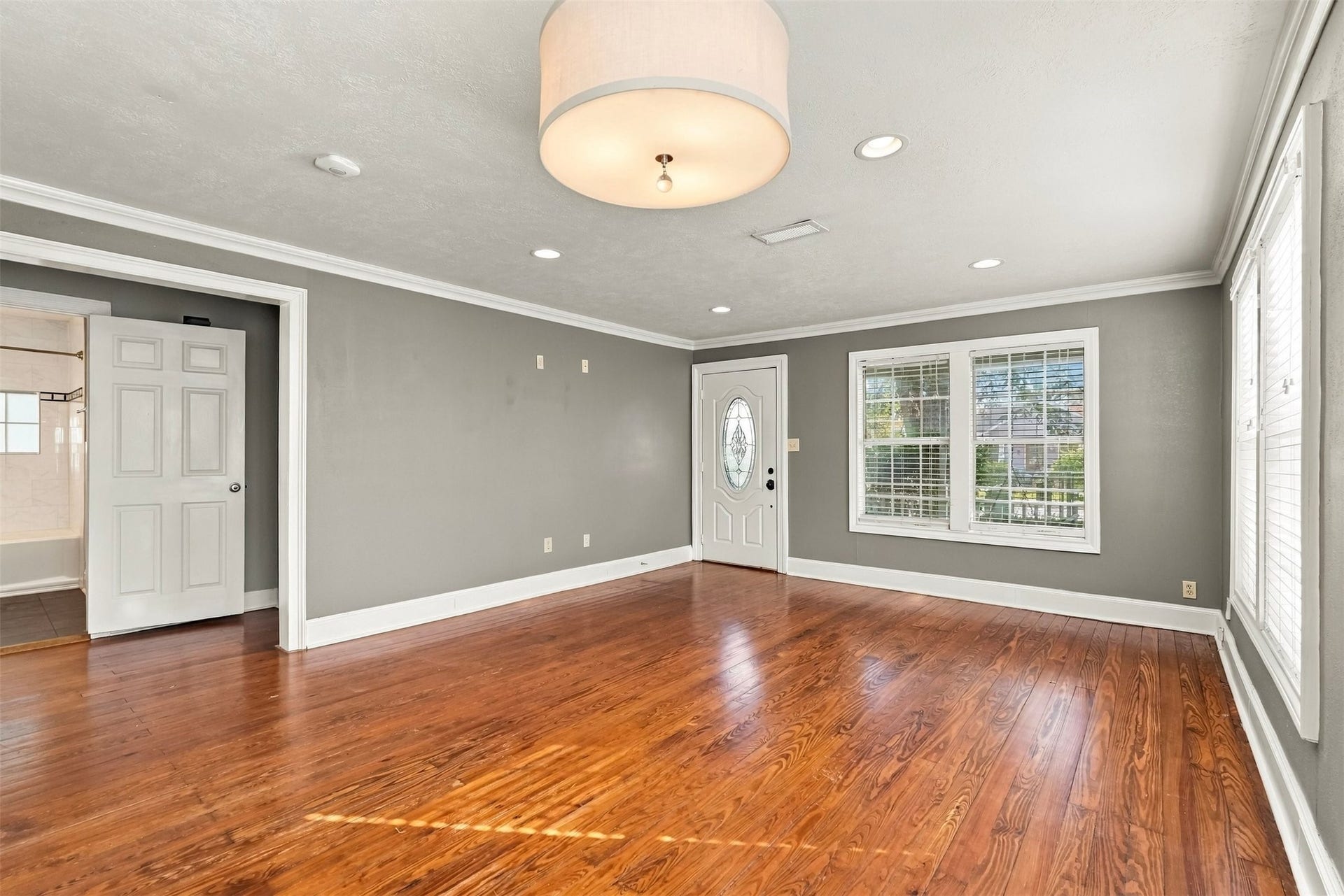 1006 Robbie Street, Houston, TX 77009