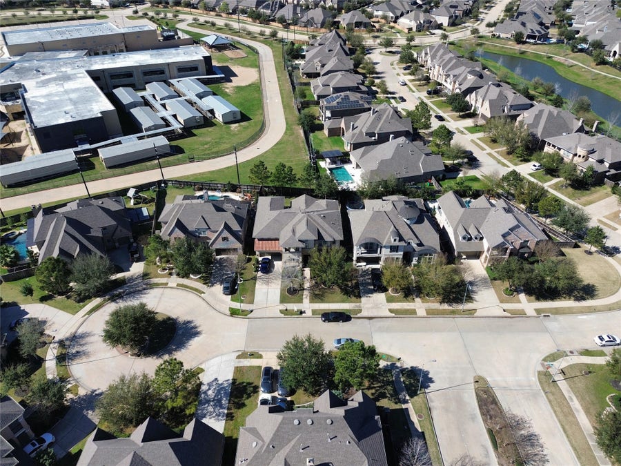 Property photo for 2718 Briarstone Point Lane, Katy, TX