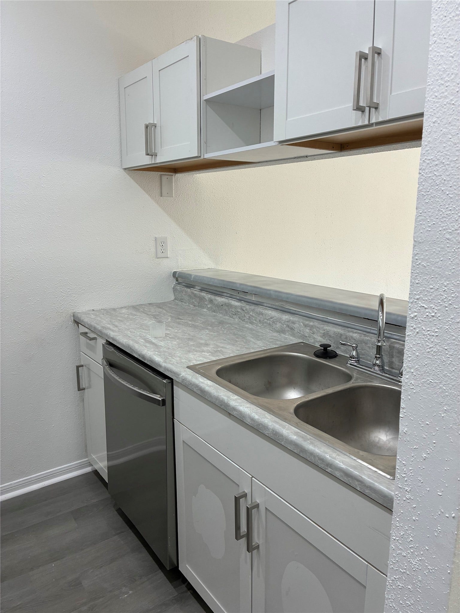 2121 El Paseo Street, #1807, Houston, TX 77054 2121 El Paseo Street, #1807, Houston, TX 77054