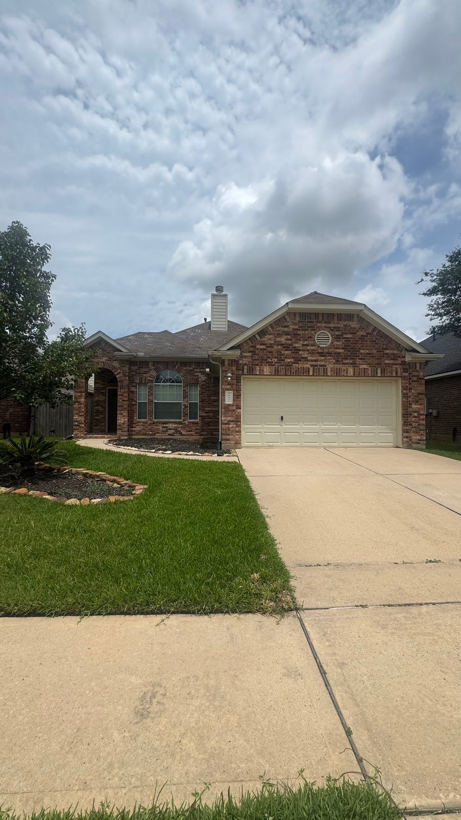 Property photo for 10006 Kendahlwood Lane, Tomball, TX