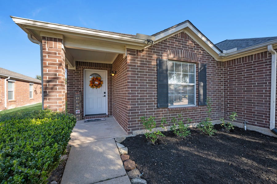 Property photo for 3115 Centennial Village Drive, Pearland, TX