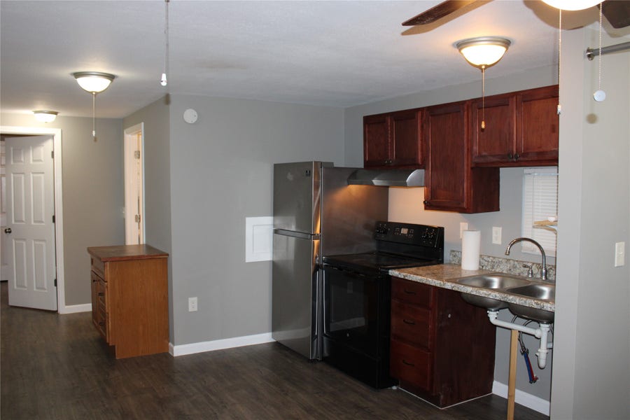 Property photo for 717 7th Street, Dickinson, TX
