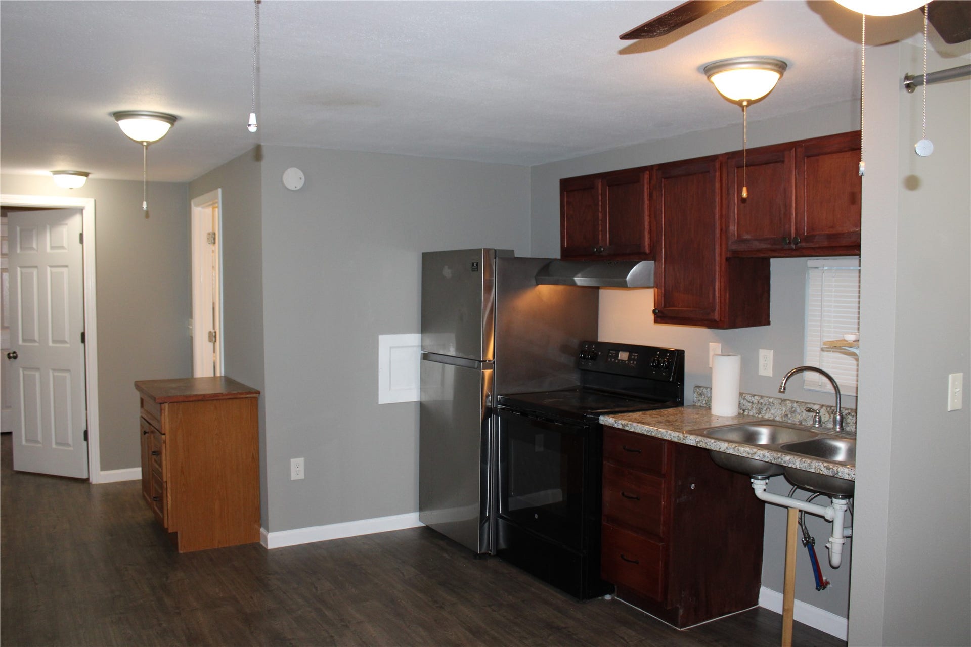 717 7th Street, Dickinson, TX 77539 717 7th Street, Dickinson, TX 77539