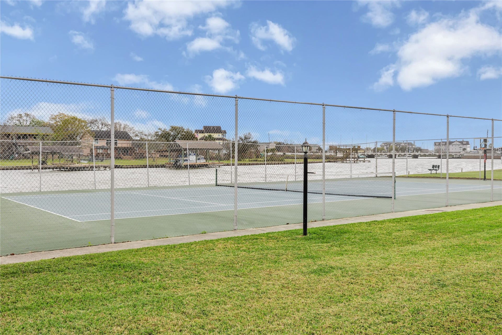 2049 Glencove Drive, Seabrook, TX 77586 Tennis Courts w/Basketball Goal