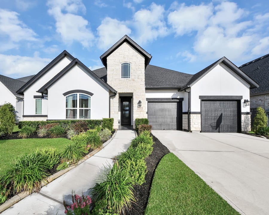 Property photo for 1631 Delta Oaks Drive, Missouri City, TX