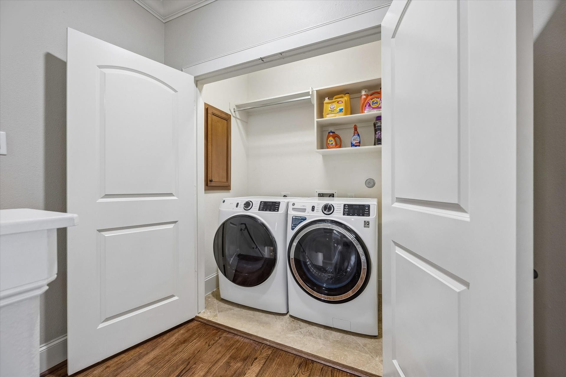 1112 Peveto Street, #C, Houston, TX 77019 The laundry room is located on the third floor. Washer/dryer are included.