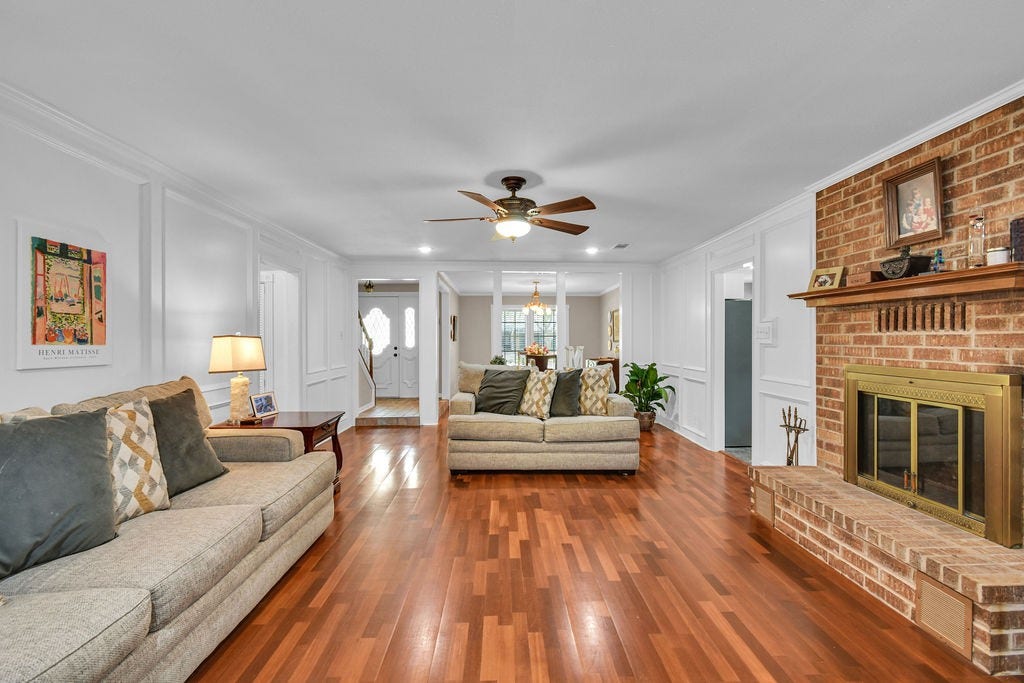 131 Frostwood Drive, Lake Jackson, TX 77566 Cozy living room. Sofa and love seat can stay if the buyer wants it!