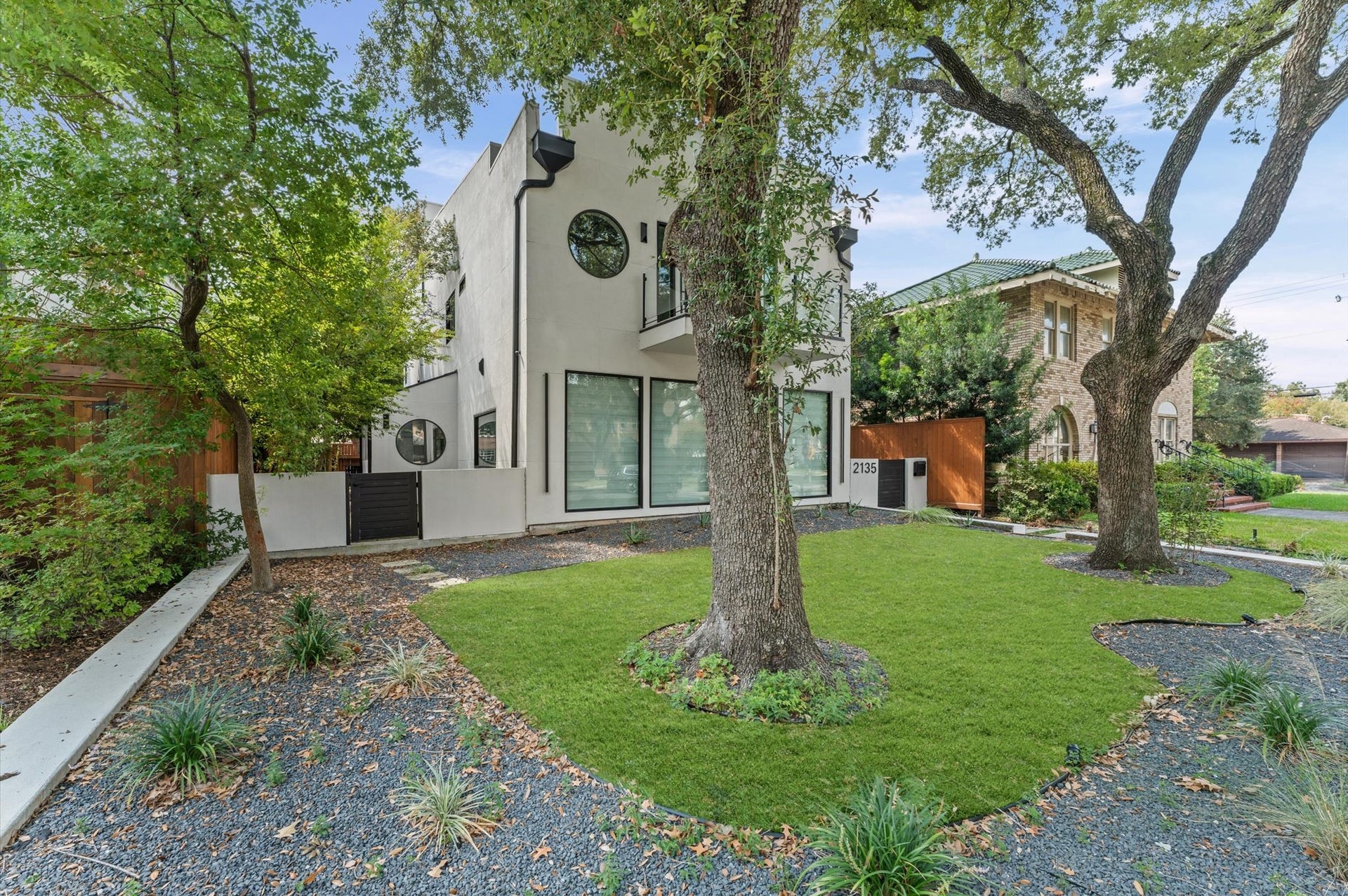 2135 Quenby Street, Houston, TX 77005 2135 Quenby Street, Houston, TX 77005
