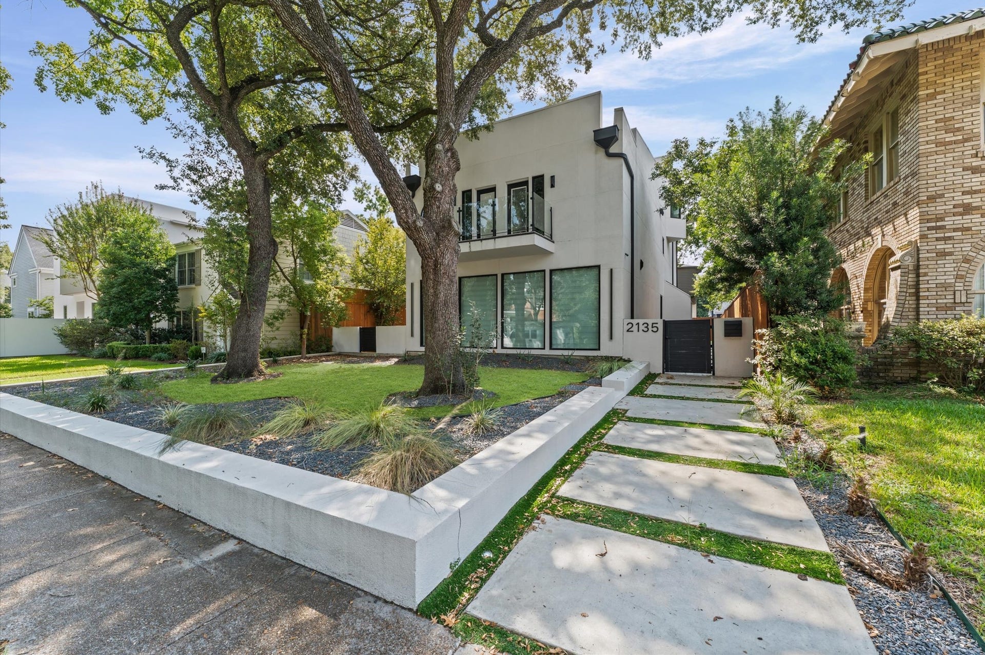 2135 Quenby Street, Houston, TX 77005 2135 Quenby Street, Houston, TX 77005