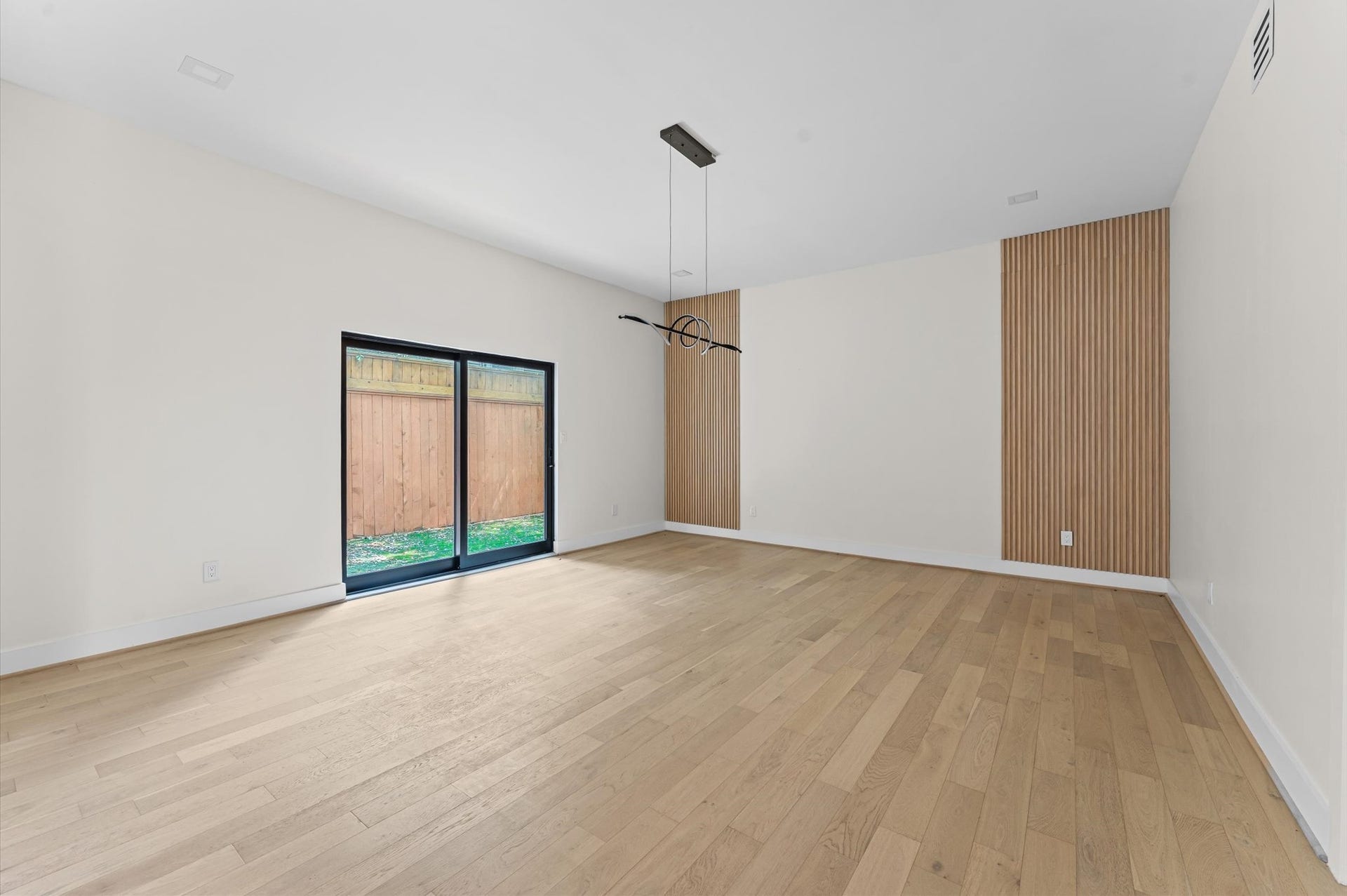 2135 Quenby Street, Houston, TX 77005 2135 Quenby Street, Houston, TX 77005
