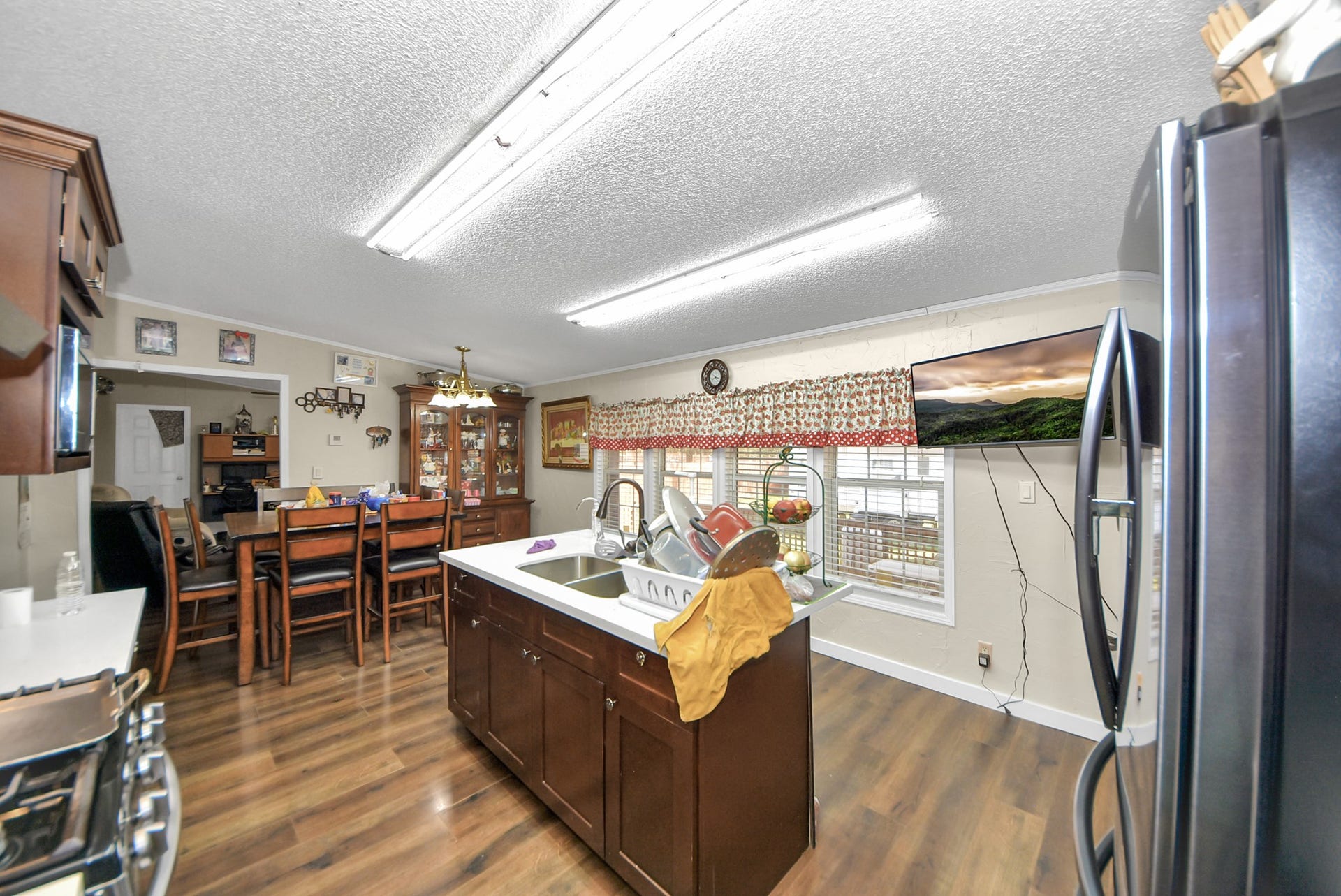 26090 Cornwall, New Caney, TX 77357 26090 Cornwall, New Caney, TX 77357