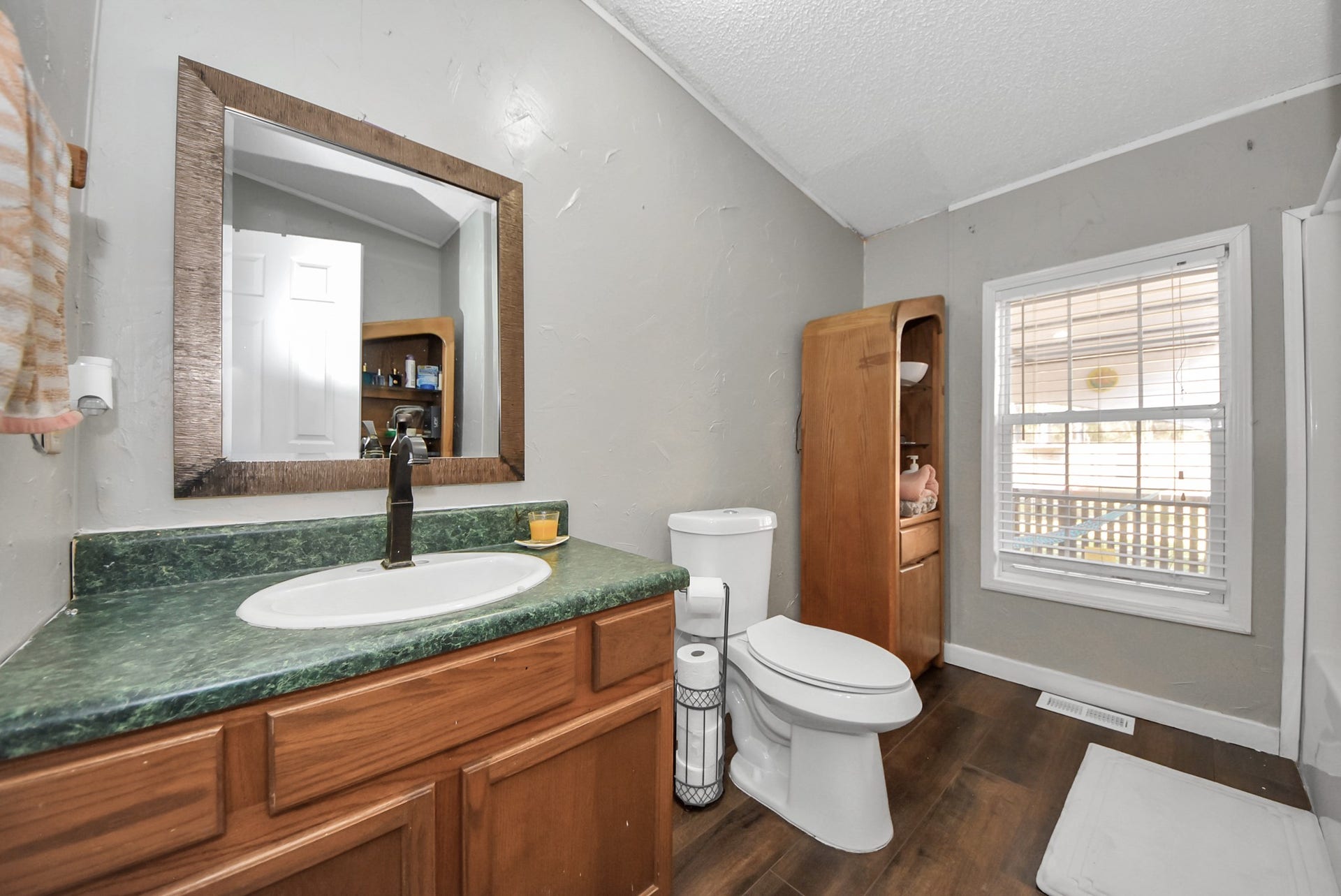 26090 Cornwall, New Caney, TX 77357 26090 Cornwall, New Caney, TX 77357