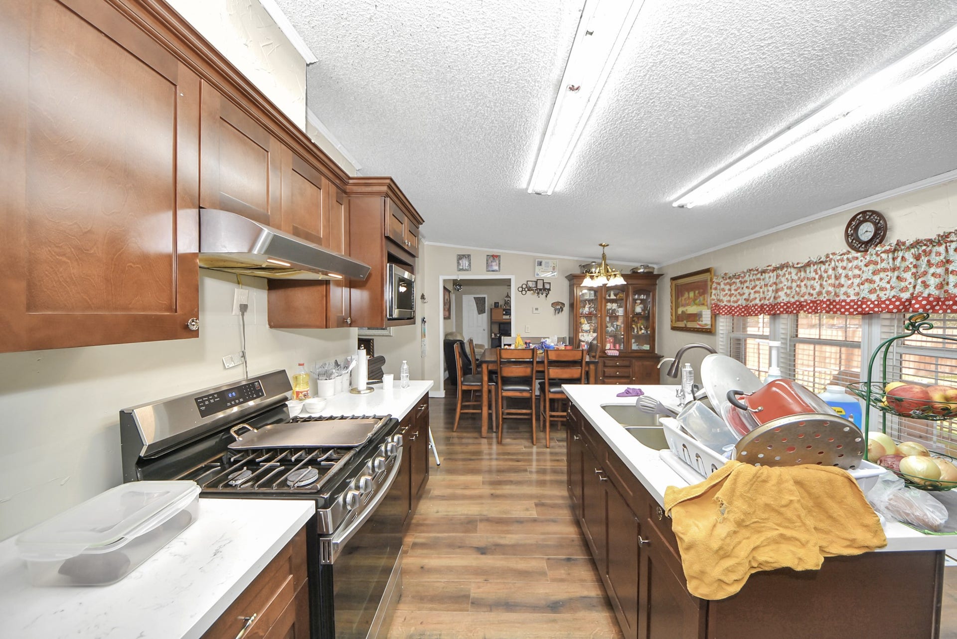 26090 Cornwall, New Caney, TX 77357 26090 Cornwall, New Caney, TX 77357