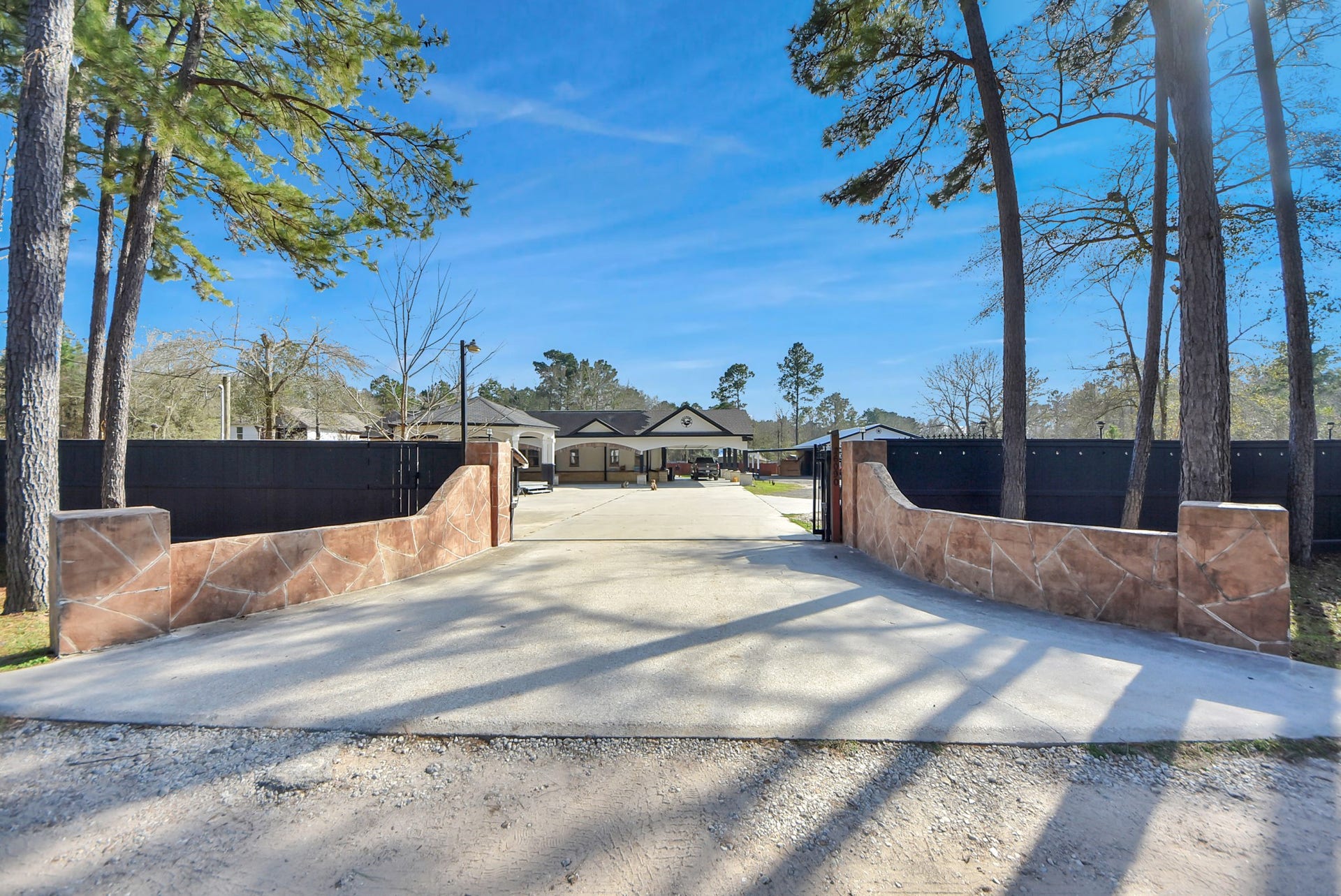 26090 Cornwall, New Caney, TX 77357 26090 Cornwall, New Caney, TX 77357