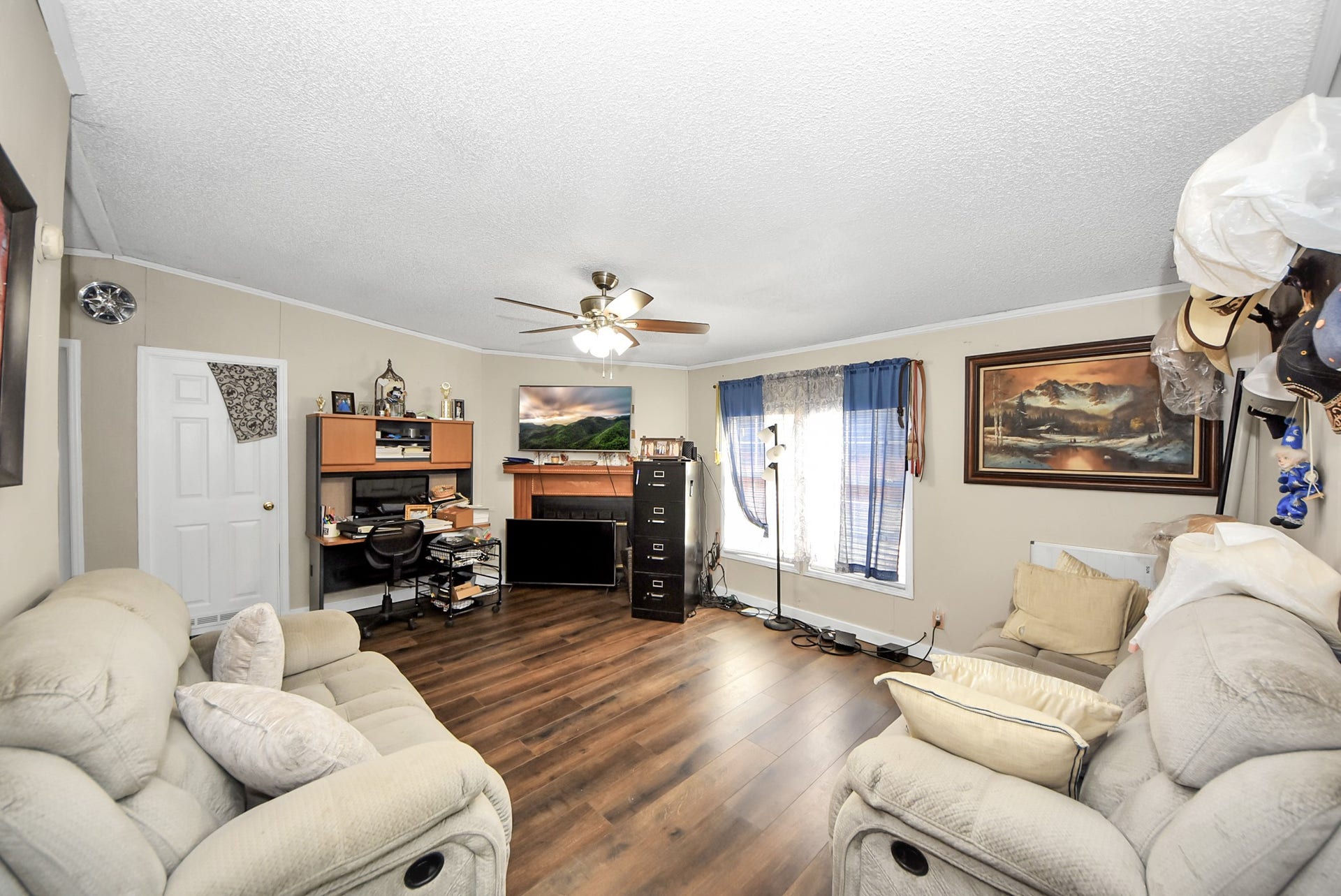26090 Cornwall, New Caney, TX 77357 26090 Cornwall, New Caney, TX 77357