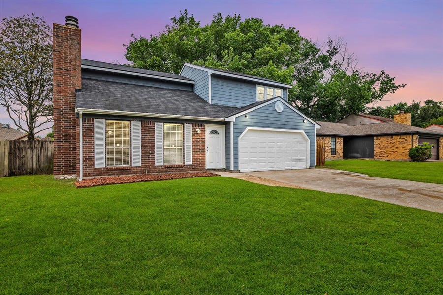 Property photo for 15830 Pipers View Drive, Houston, TX