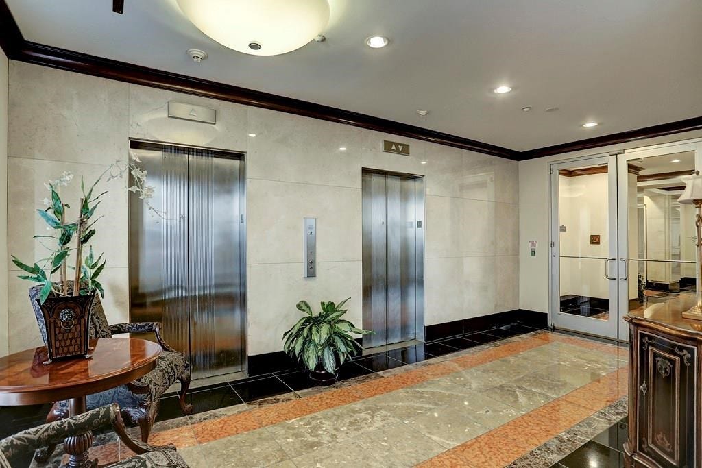 914 Main Street, #1503, Houston, TX 77002 914 Main Street, #1503, Houston, TX 77002