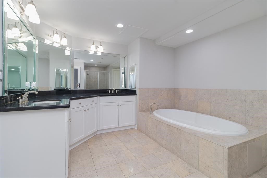 914 Main Street, #1503, Houston, TX 77002 914 Main Street, #1503, Houston, TX 77002