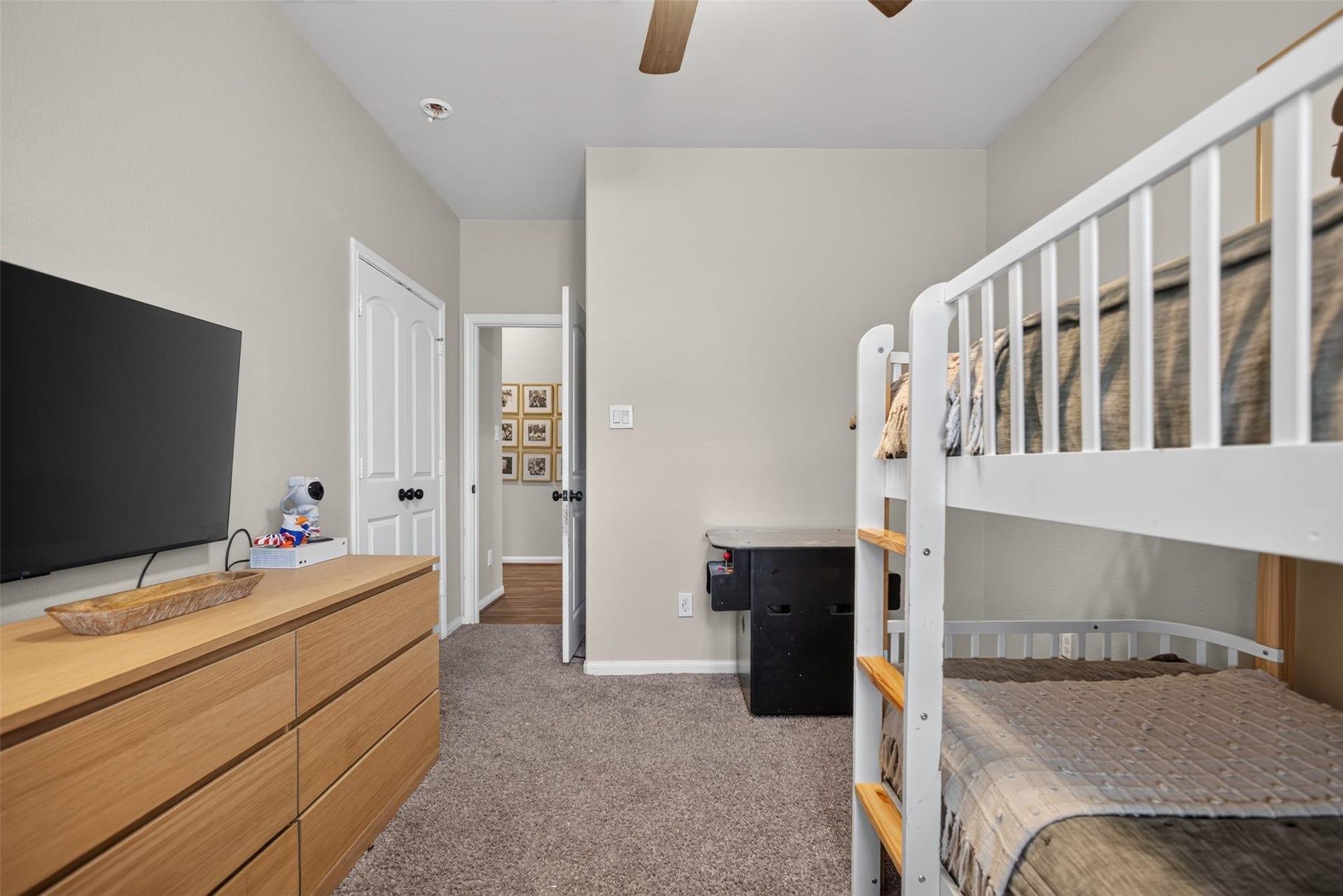 15015 Meadow Glen N, Conroe, TX 77306 15015 Meadow Glen N, Conroe, TX 77306