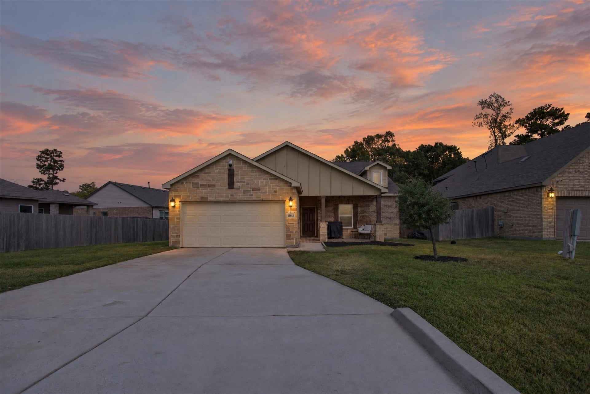15015 Meadow Glen N, Conroe, TX 77306 15015 Meadow Glen N, Conroe, TX 77306