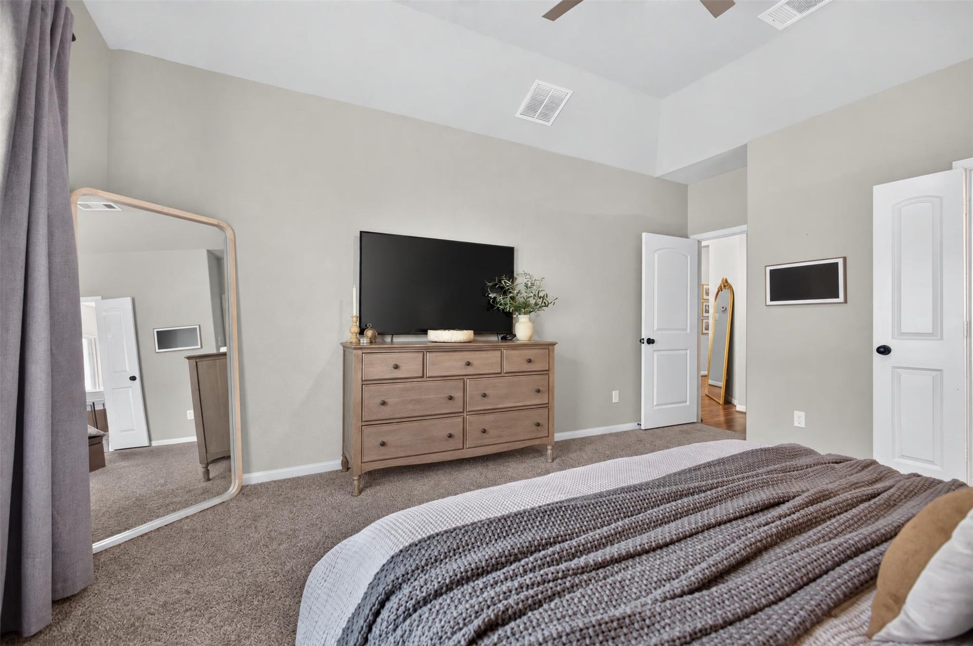 15015 Meadow Glen N, Conroe, TX 77306 15015 Meadow Glen N, Conroe, TX 77306