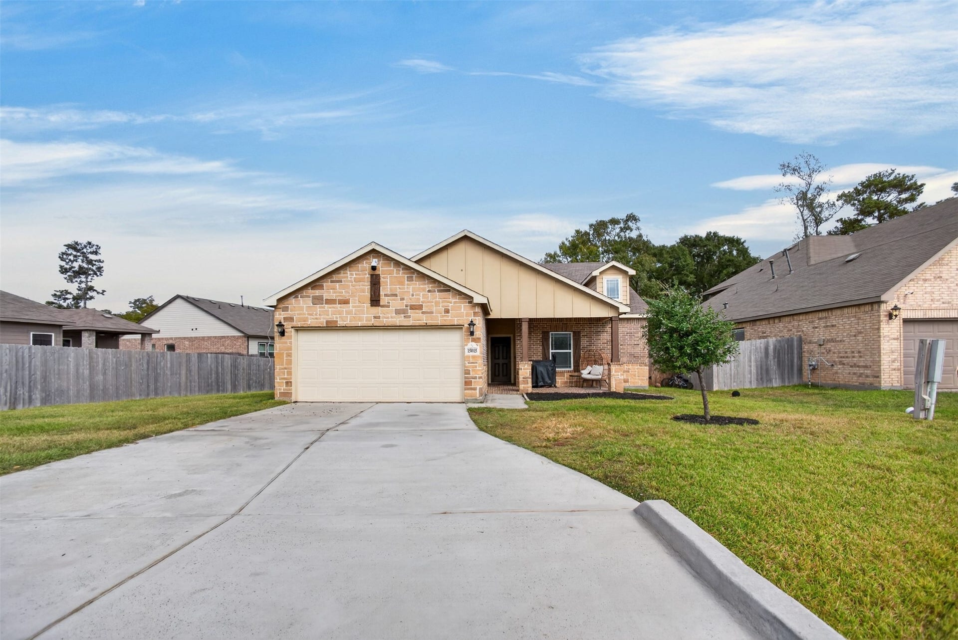 15015 Meadow Glen N, Conroe, TX 77306 15015 Meadow Glen N, Conroe, TX 77306