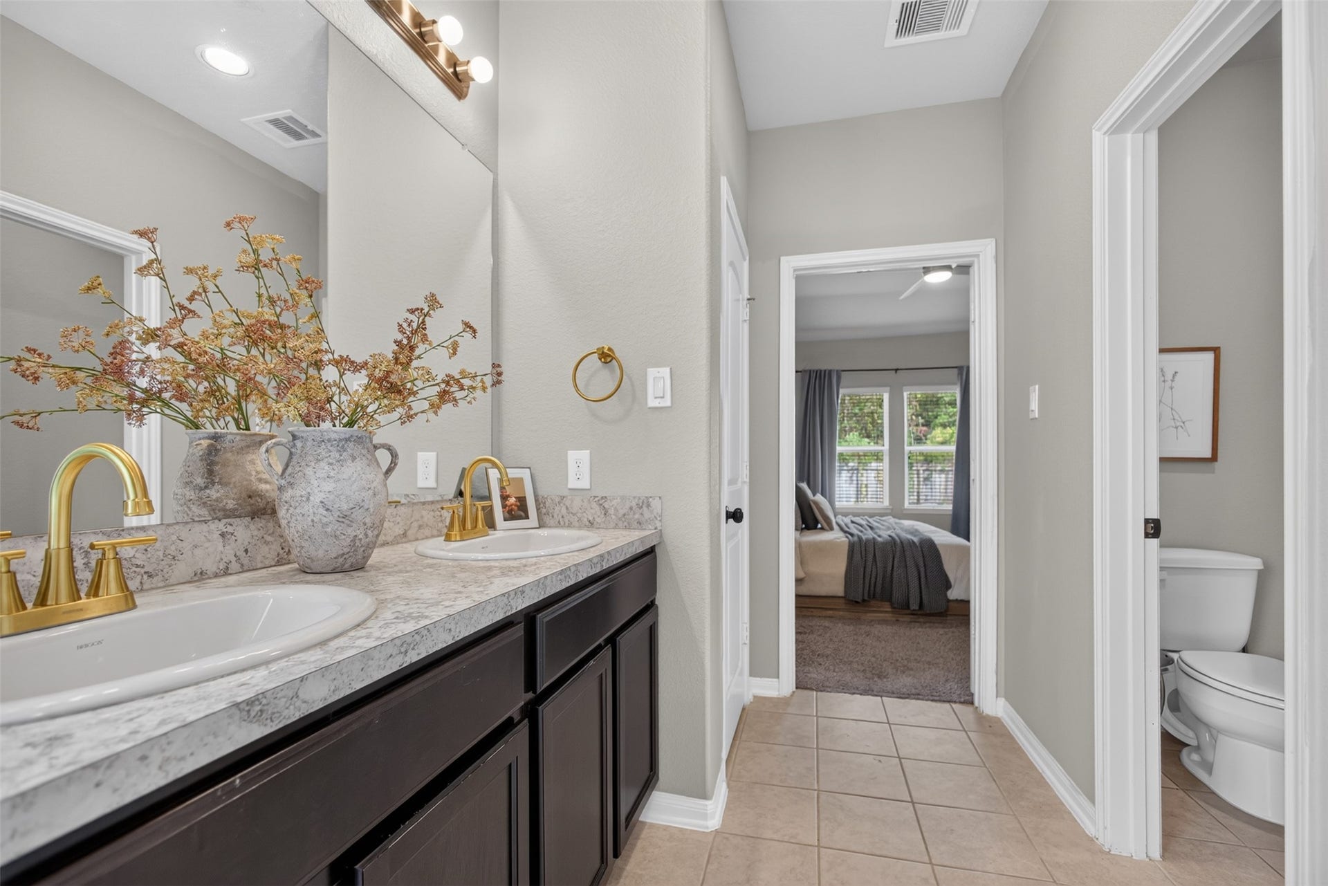 15015 Meadow Glen N, Conroe, TX 77306 15015 Meadow Glen N, Conroe, TX 77306
