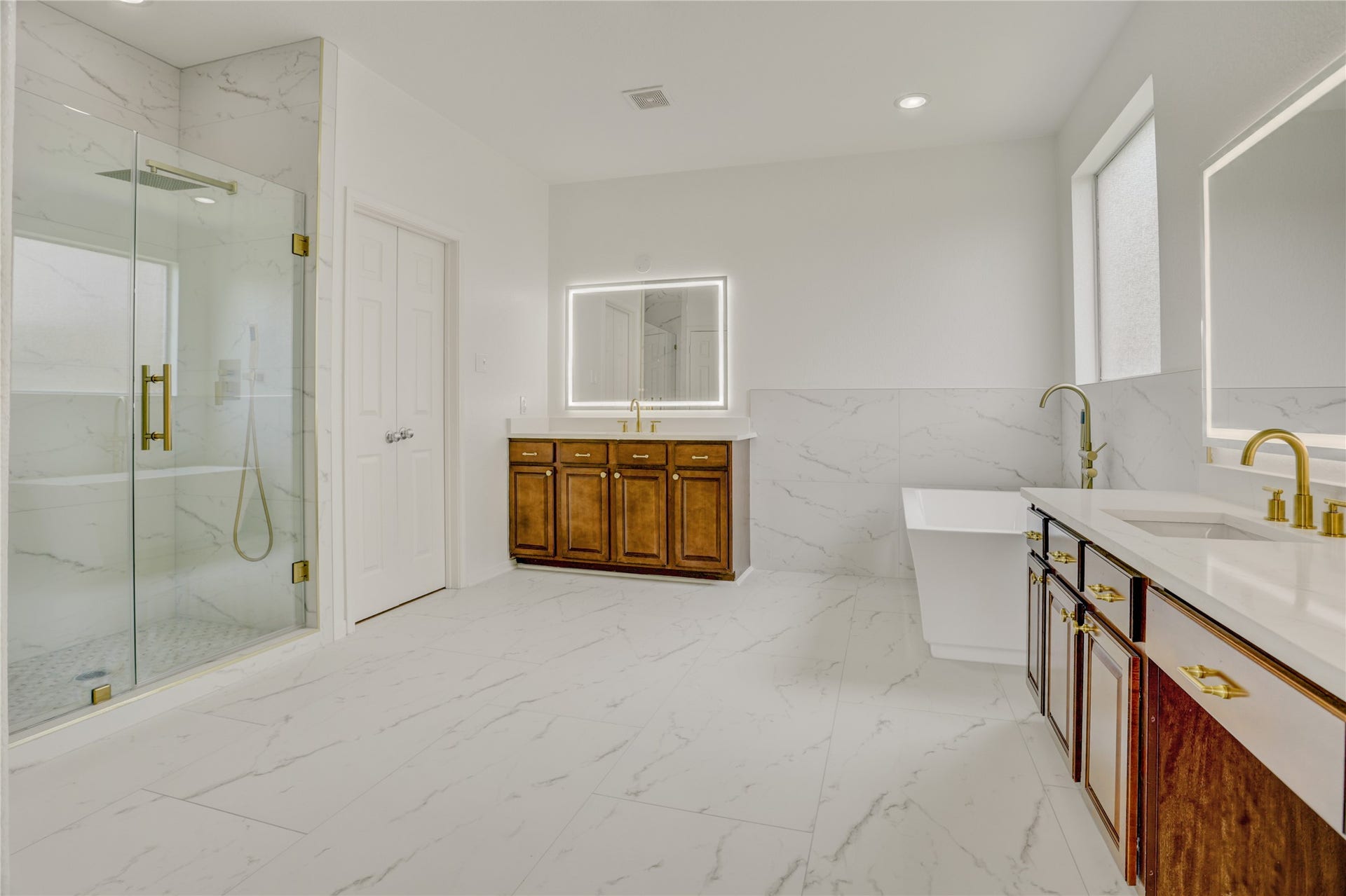 1728 Pampas Trail Drive, Friendswood, TX 77546 Primary Bathroom