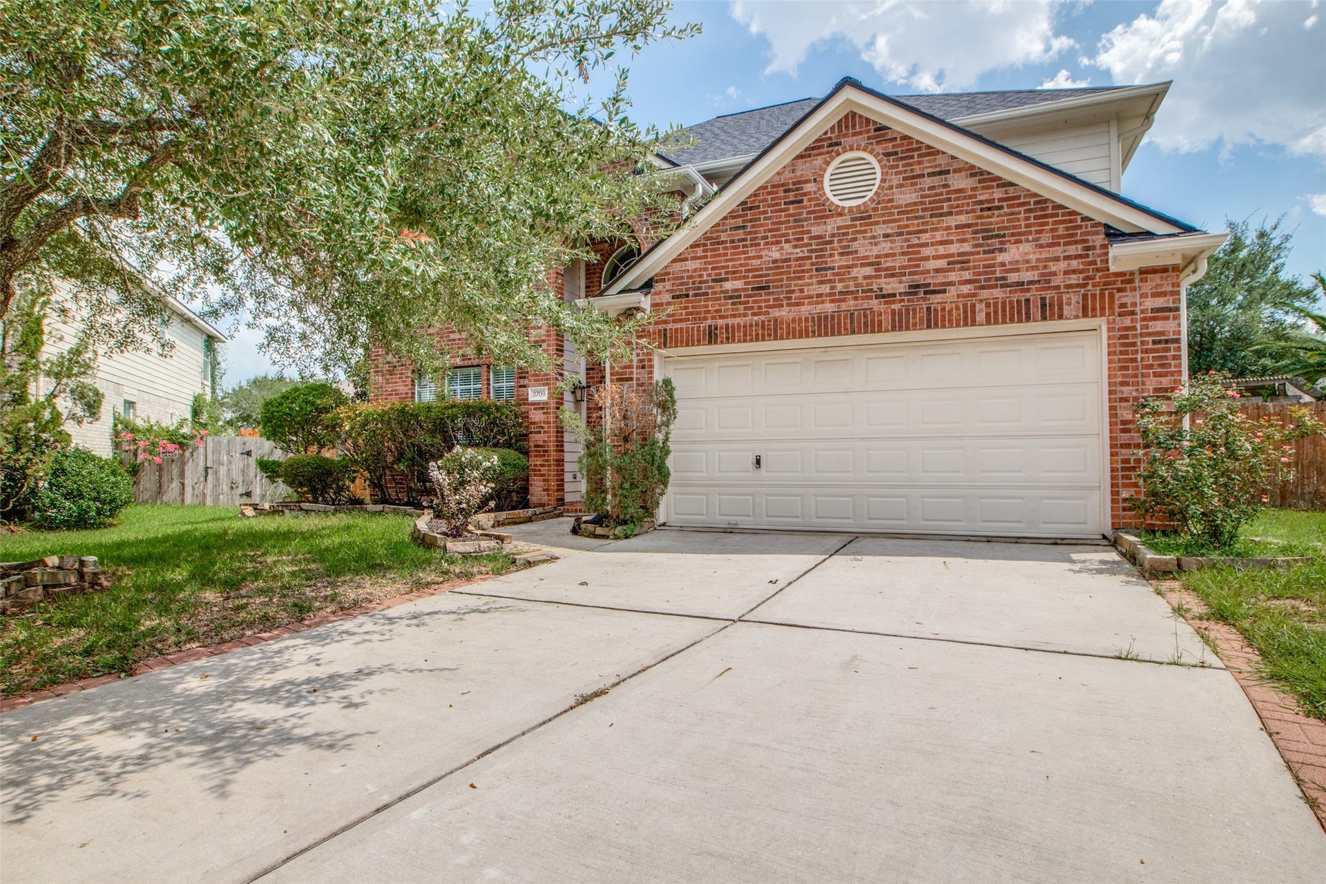 2709 Sunhill Court, Pearland, TX 77584 2709 Sunhill Court, Pearland, TX 77584