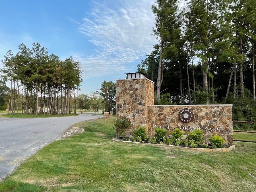 Property photo for 15685 Wood Grove Way, Willis, TX