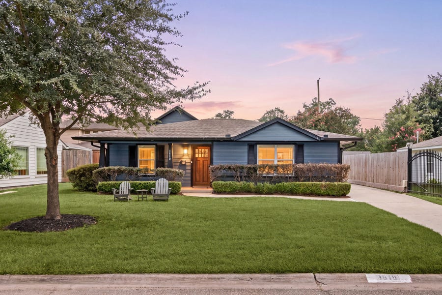 Property photo for 1819 Gardenia Drive, Houston, TX