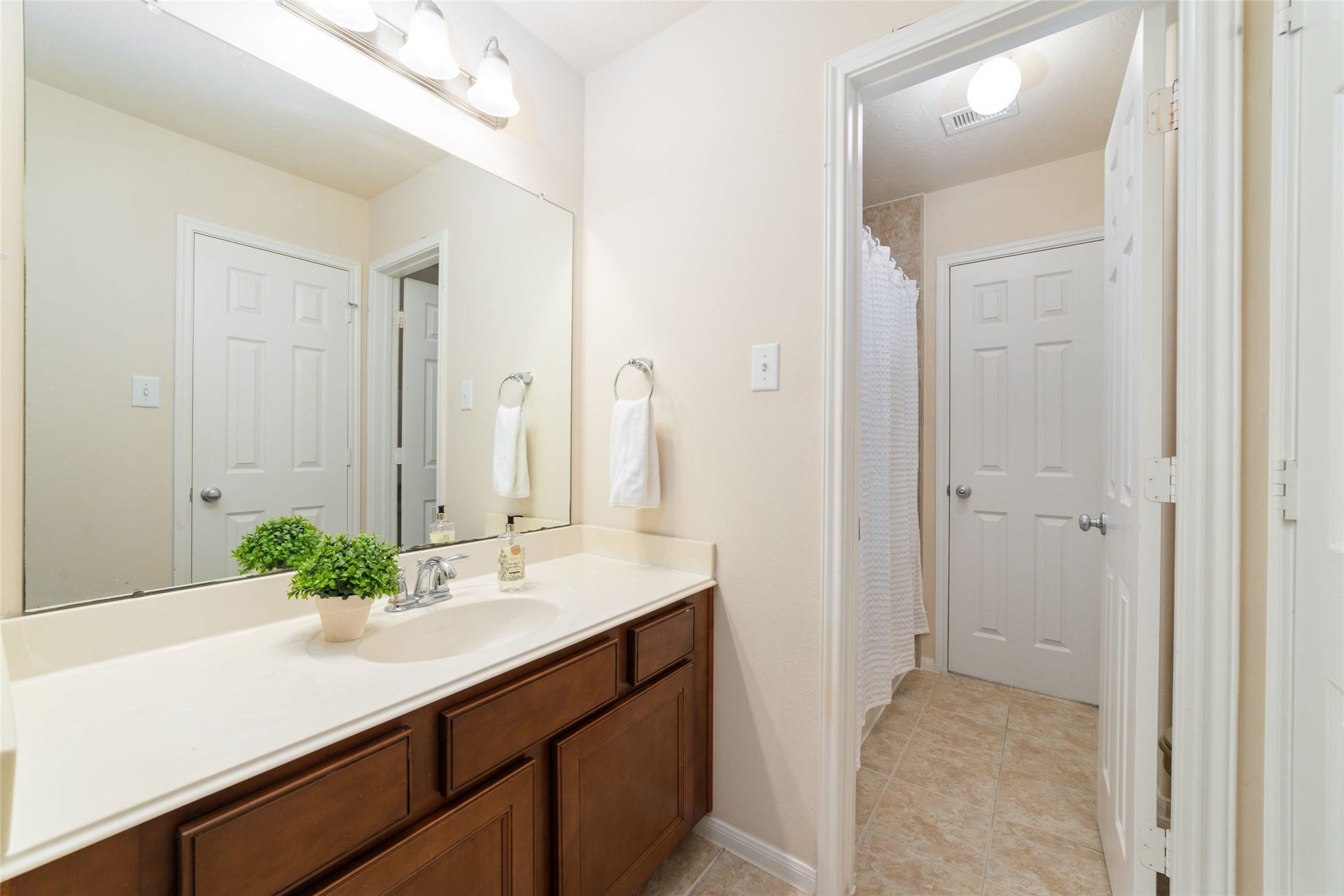14422 Lakepointe Bend Lane, Cypress, TX 77429 14422 Lakepointe Bend Lane, Cypress, TX 77429