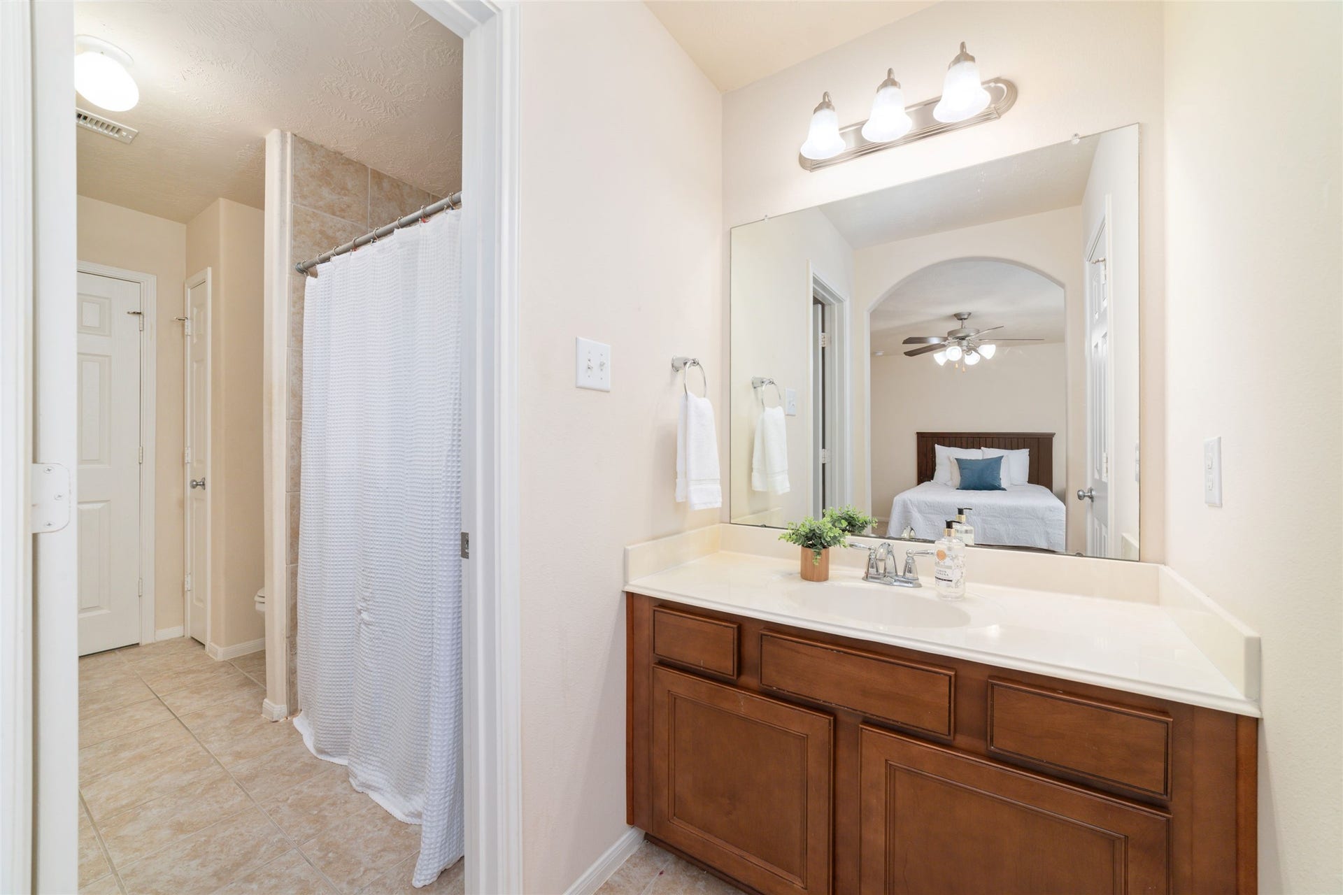 14422 Lakepointe Bend Lane, Cypress, TX 77429 14422 Lakepointe Bend Lane, Cypress, TX 77429