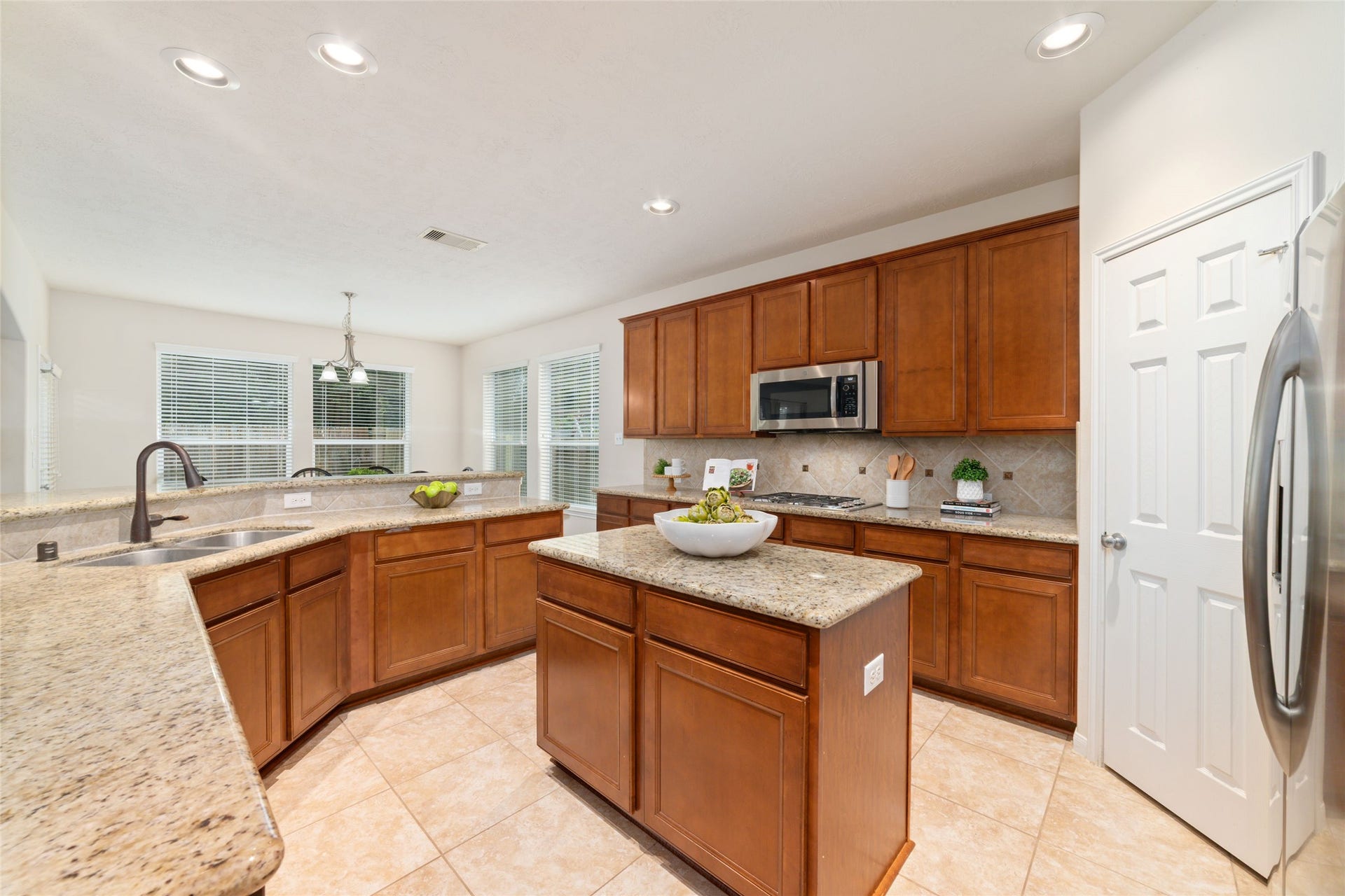 14422 Lakepointe Bend Lane, Cypress, TX 77429 Another view of the chef's kitchen.