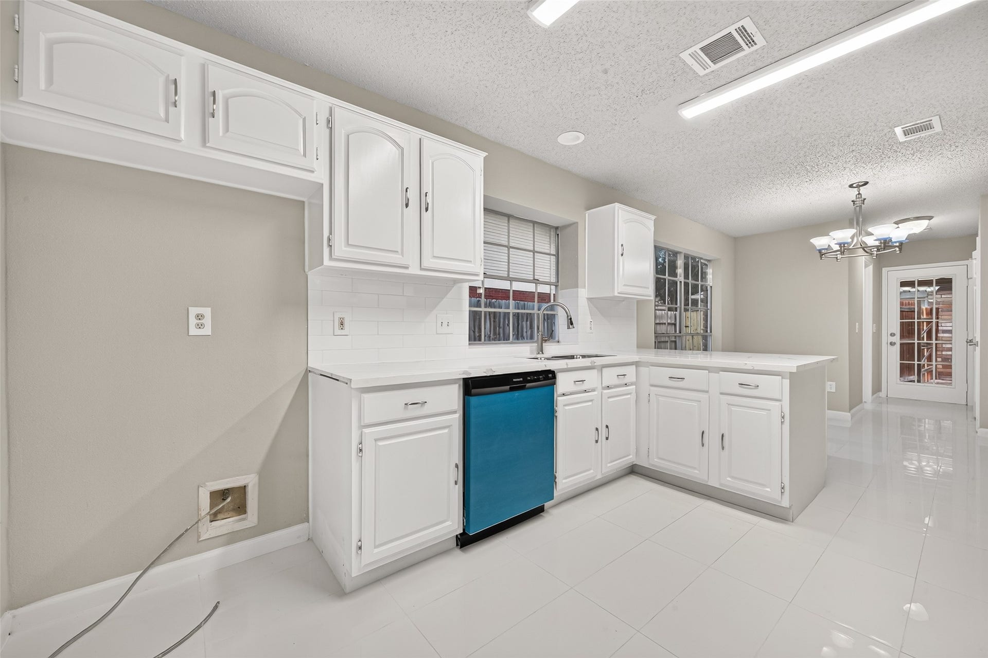 7434 Shangrila Lane, Houston, TX 77095 7434 Shangrila Lane, Houston, TX 77095