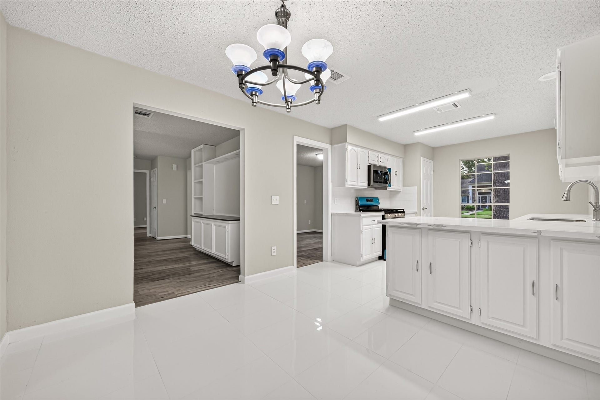 7434 Shangrila Lane, Houston, TX 77095 7434 Shangrila Lane, Houston, TX 77095