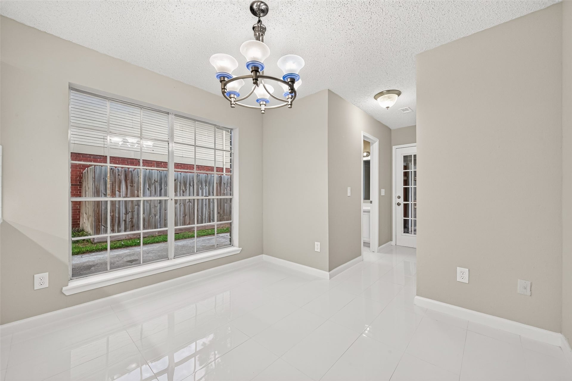7434 Shangrila Lane, Houston, TX 77095 7434 Shangrila Lane, Houston, TX 77095
